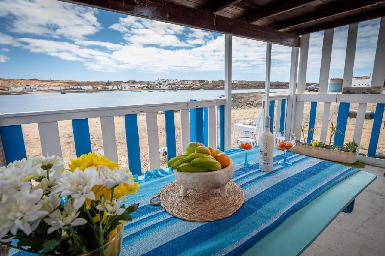Cabin In Front Of Idyllic Majanicho Beach Exterior photo